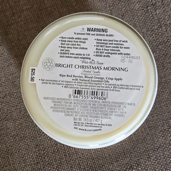 White Barn / Bath & Body Works 3 wick candle Bright Christmas Morning - Picture 3 of 3
